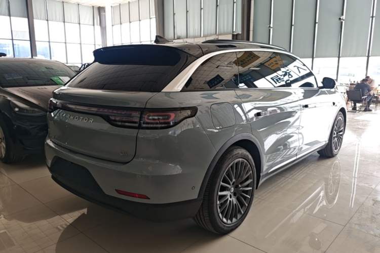 Used Leapmotor C11 2024 All-Electric 580 Luxury Edition Rear Right 45 Deg