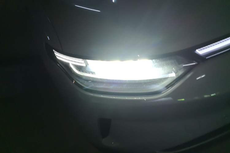 Used Leapmotor C11 2024 All-Electric 580 Luxury Edition Right Front Headlight