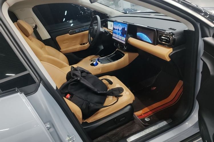 Used Leapmotor C11 2024 Range-Extended 300 Luxury Edition Right Front Seat