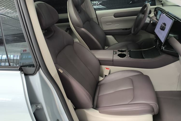 Used Leapmotor C11 2024 All-Electric 580 Luxury Edition Right Front Seat