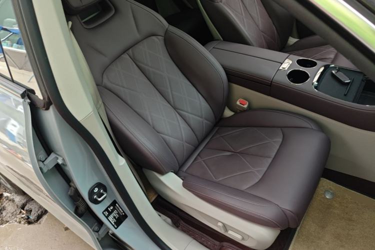 Used Leapmotor C11 2024 All-Electric 580 Luxury Edition Right Front Seat