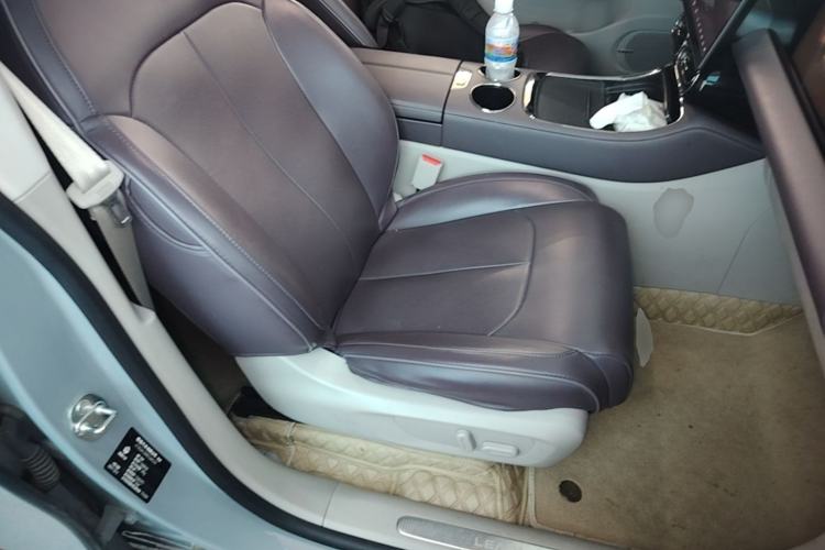 Used Leapmotor C11 2024 All-Electric 580 Luxury Edition Right Front Seat