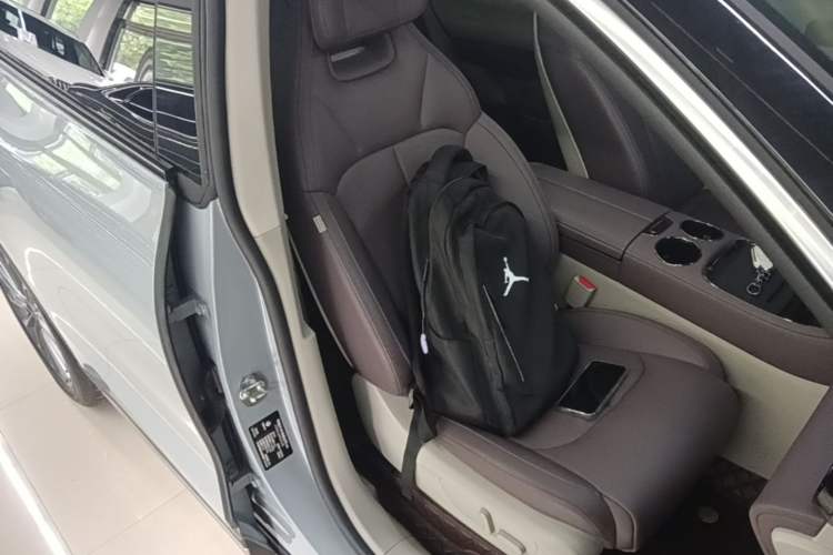 Used Leapmotor C11 2024 Range-Extended 300 Luxury Edition Right Front Seat