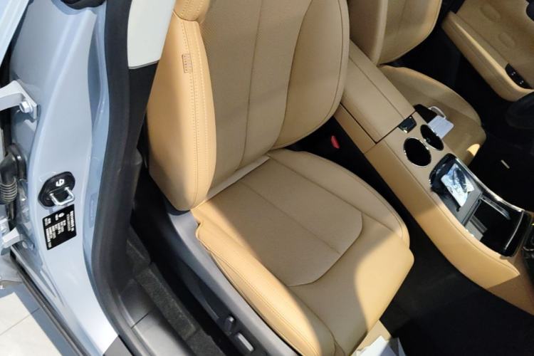 Used Leapmotor C11 2024 All-Electric 580 Luxury Edition Right Front Seat