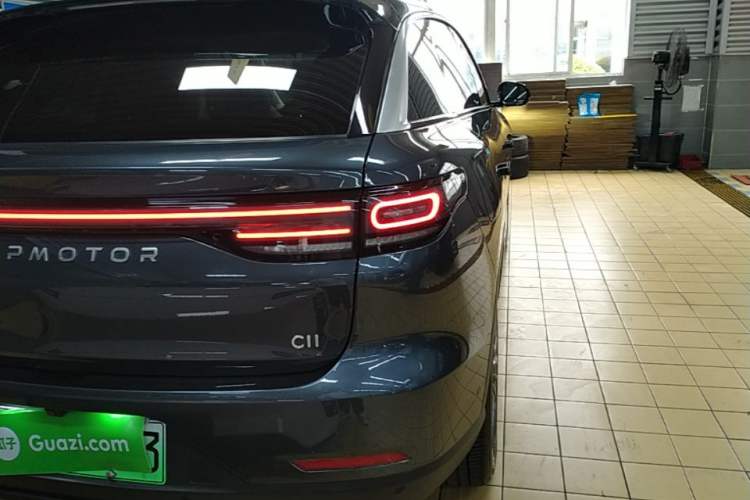 Used Leapmotor C11 2024 Range-Extended 300 Luxury Edition Right Rear Taillight
