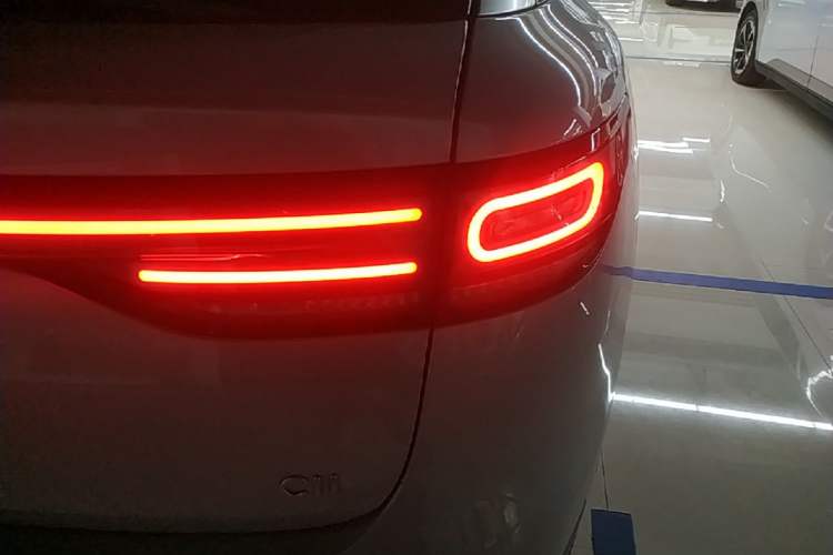 Used Leapmotor C11 2024 Range-Extended 300 Luxury Edition Right Rear Taillight