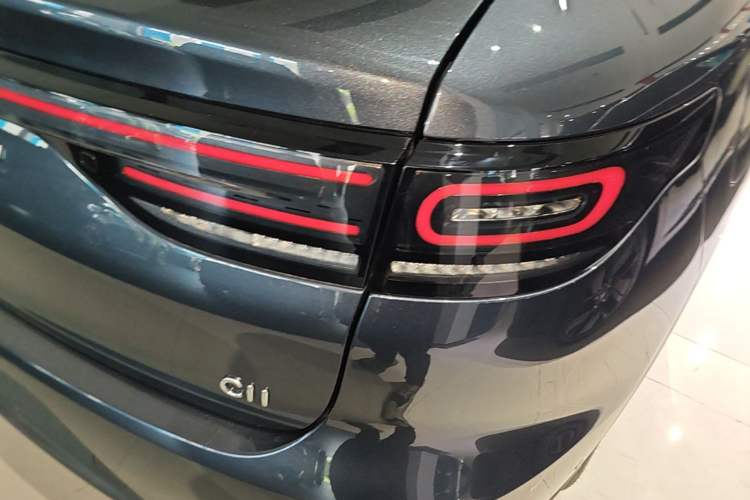 Used Leapmotor C11 2024 Range-Extended 300 Luxury Edition Right Rear Taillight