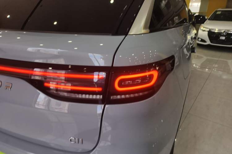 Used Leapmotor C11 2024 All-Electric 580 Luxury Edition Right Rear Taillight