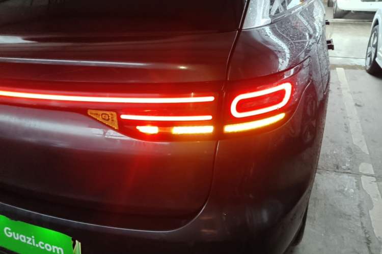 Used Leapmotor C11 2024 All-Electric 580 Luxury Edition Right Rear Taillight