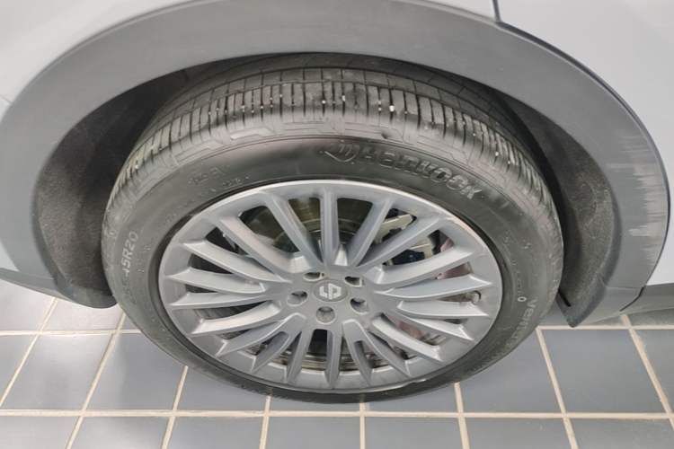 Used Leapmotor C11 2024 Range-Extended 300 Luxury Edition Right Rear Wheel Hub