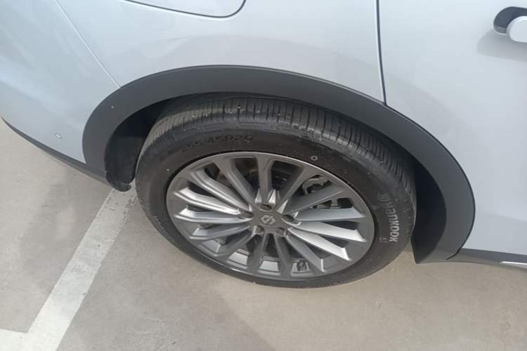 Used Leapmotor C11 2024 Range-Extended 300 Luxury Edition Right Rear Wheel Hub