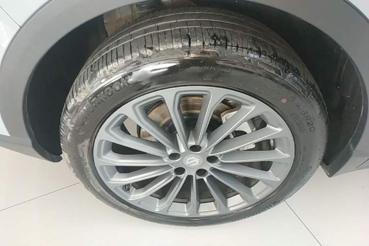 Used Leapmotor C11 2024 Range-Extended 300 Luxury Edition Right Rear Wheel Hub