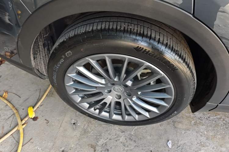 Used Leapmotor C11 2024 Range-Extended 300 Luxury Edition Right Rear Wheel Hub