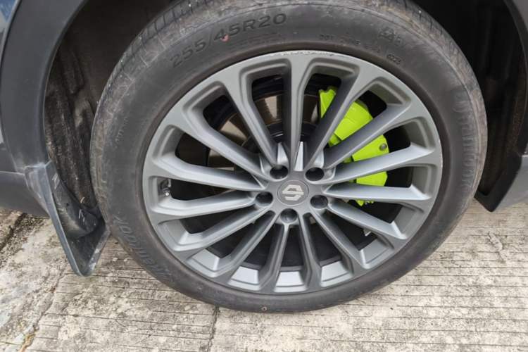 Used Leapmotor C11 2024 Range-Extended 300 Luxury Edition Right Rear Wheel Hub