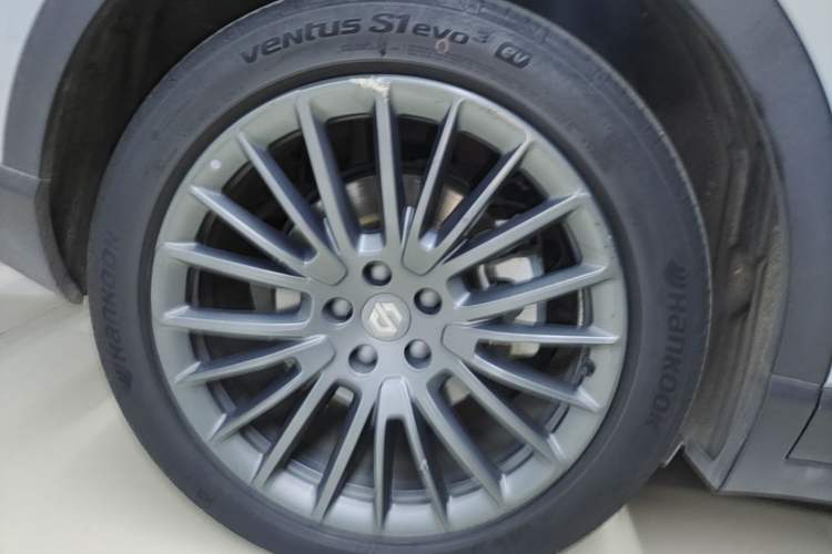 Used Leapmotor C11 2024 All-Electric 580 Luxury Edition Right Rear Wheel Hub