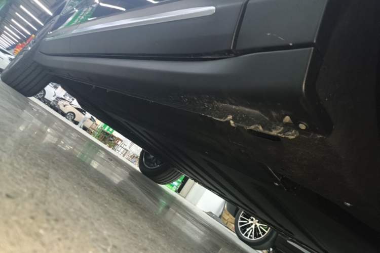 Used Leapmotor C11 2024 Range-Extended 300 Luxury Edition Right Side Sill