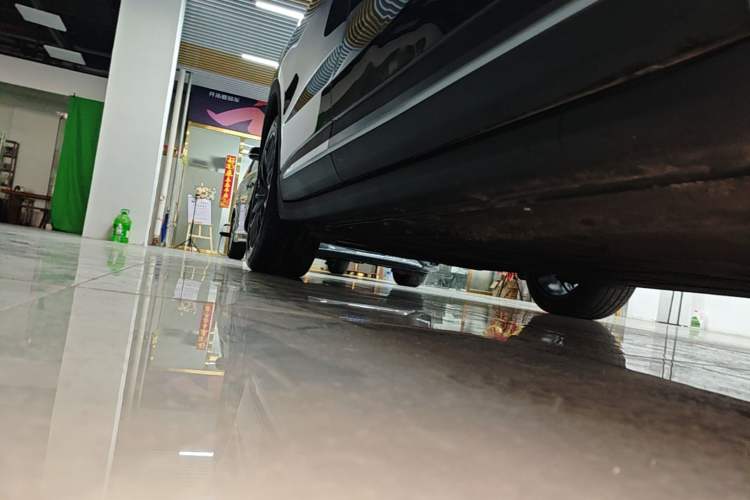 Used Leapmotor C11 2024 All-Electric 580 Luxury Edition Right Side Sill