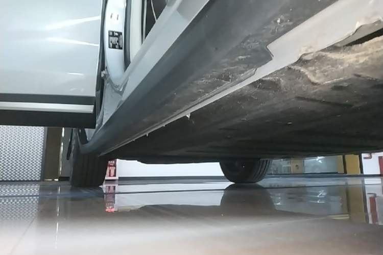 Used Leapmotor C11 2024 Range-Extended 300 Luxury Edition Right Side Sill