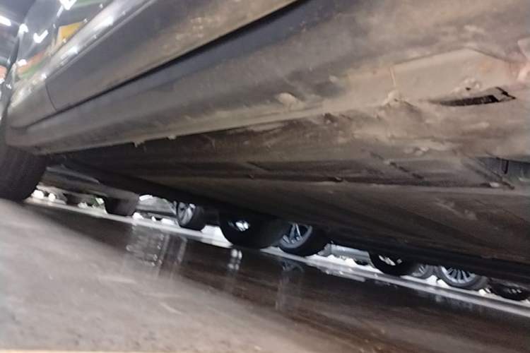 Used Leapmotor C11 2024 Range-Extended 300 Luxury Edition Right Side Sill