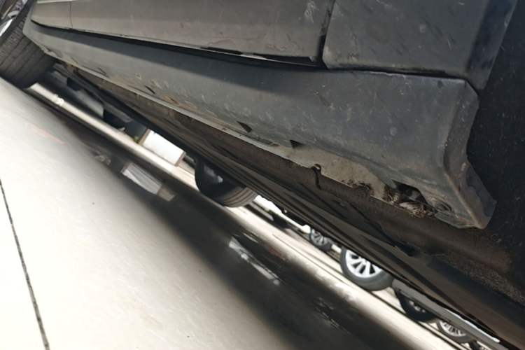 Used Leapmotor C11 2024 Range-Extended 200 Smart Enjoyment Edition Right Side Sill