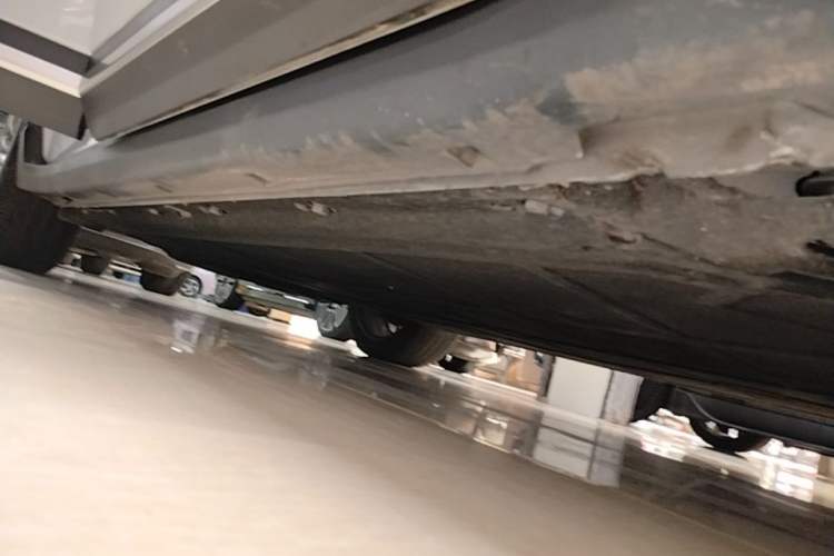 Used Leapmotor C11 2024 All-Electric 580 Luxury Edition Right Side Sill