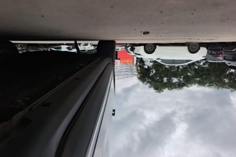 Used Leapmotor C11 2024 All-Electric 580 Luxury Edition Right Side Sill