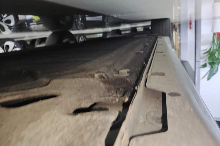 Used Leapmotor C11 2024 All-Electric 580 Luxury Edition Right Side Sill