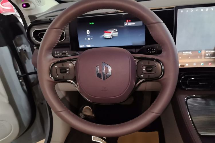 Used Leapmotor C11 2024 All-Electric 580 Luxury Edition Steering Wheel