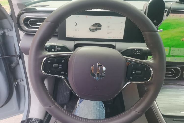 Used Leapmotor C11 2024 All-Electric 580 Luxury Edition Steering Wheel