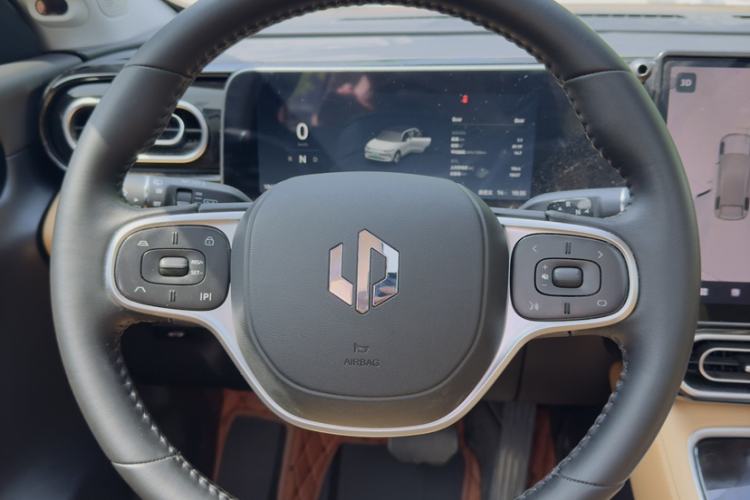 Used Leapmotor C11 2024 Pure Electric 515 Smart Edition Steering Wheel