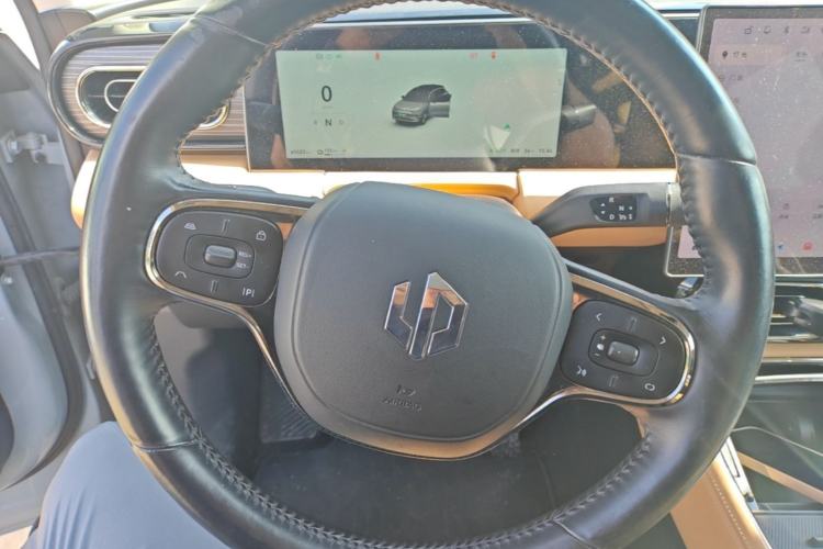 Used Leapmotor C11 2024 All-Electric 580 Luxury Edition Steering Wheel