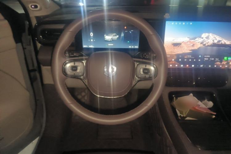 Used Leapmotor C11 2024 All-Electric 580 Luxury Edition Steering Wheel