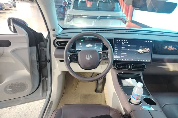 Used Leapmotor C11 2024 All-Electric 580 Luxury Edition Steering Wheel