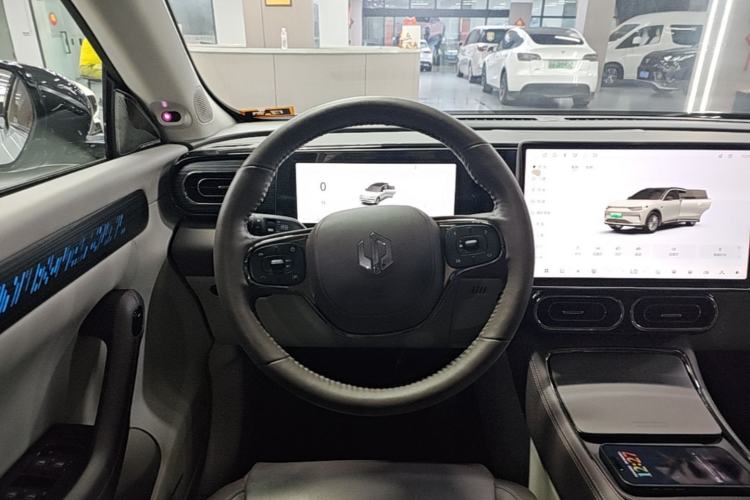 Used Leapmotor C11 2024 All-Electric 580 Luxury Edition Steering Wheel
