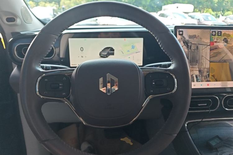 Used Leapmotor C11 2024 Range-Extended 300 Luxury Edition Steering Wheel