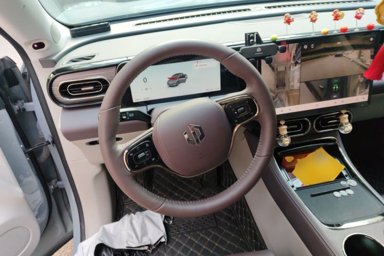 Used Leapmotor C11 2024 All-Electric 580 Luxury Edition Steering Wheel