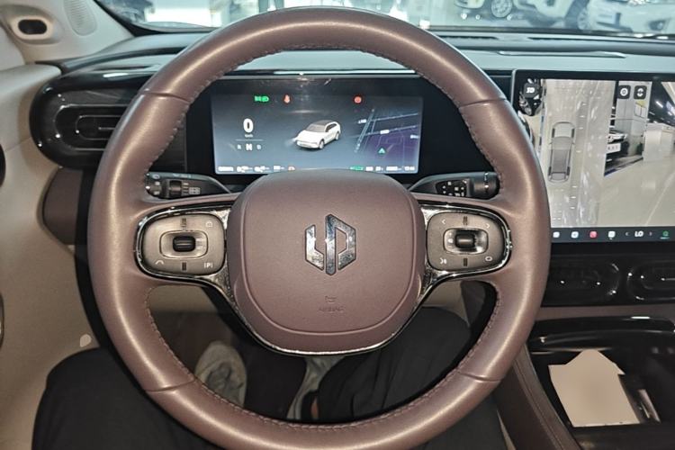 Used Leapmotor C11 2024 Range-Extended 300 Luxury Edition Steering Wheel