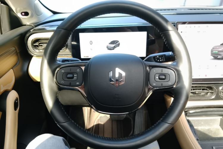 Used Leapmotor C11 2024 All-Electric 580 Luxury Edition Steering Wheel
