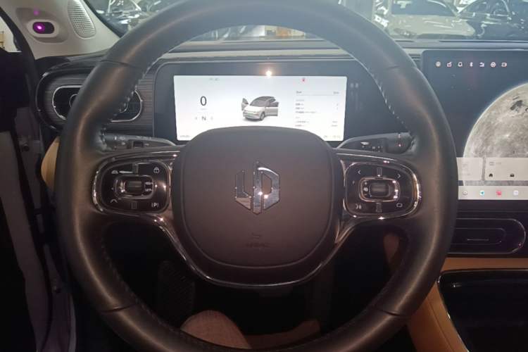 Used Leapmotor C11 2024 All-Electric 580 Luxury Edition Steering Wheel