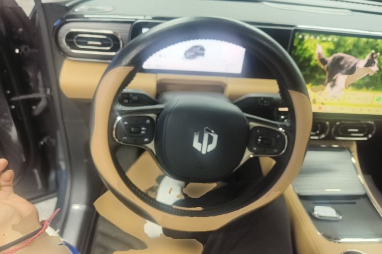 Used Leapmotor C11 2024 All-Electric 580 Luxury Edition Steering Wheel