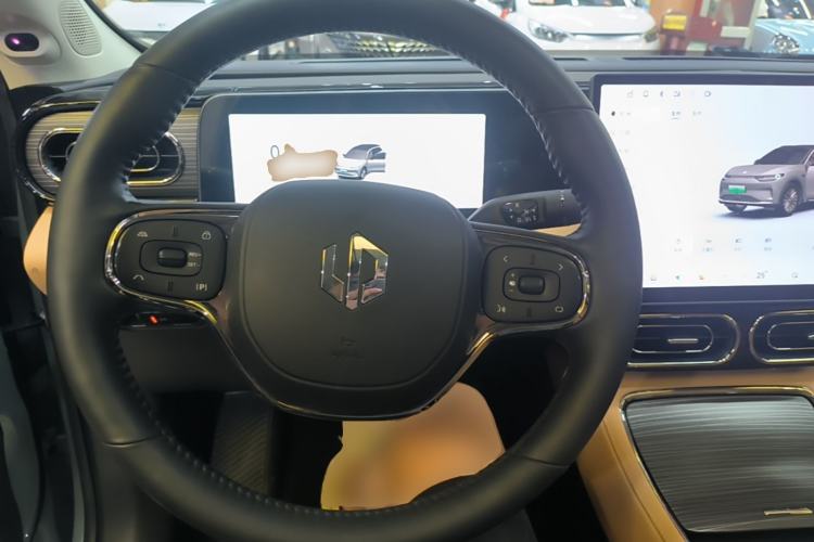 Used Leapmotor C11 2024 All-Electric 580 Luxury Edition Steering Wheel