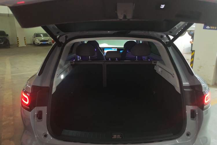 Used Leapmotor C11 2024 All-Electric 580 Luxury Edition Trunk