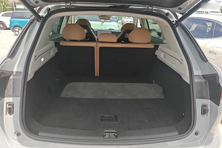 Used Leapmotor C11 2024 Range-Extended 300 Luxury Edition Trunk