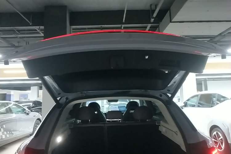 Used Leapmotor C11 2024 Range-Extended 300 Luxury Edition Trunk