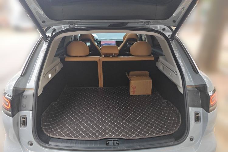 Used Leapmotor C11 2024 All-Electric 580 Luxury Edition Trunk