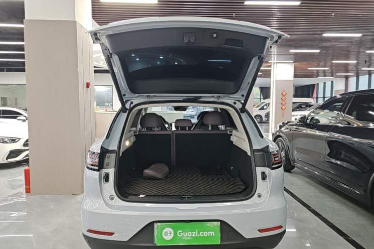 Used Leapmotor C11 2024 All-Electric 580 Luxury Edition Trunk