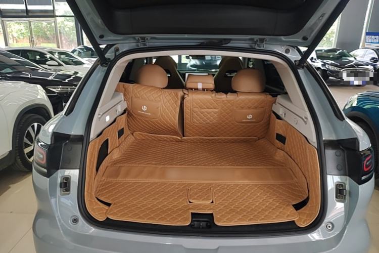 Used Leapmotor C11 2024 All-Electric 580 Luxury Edition Trunk