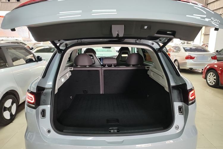 Used Leapmotor C11 2024 Range-Extended 300 Luxury Edition Trunk