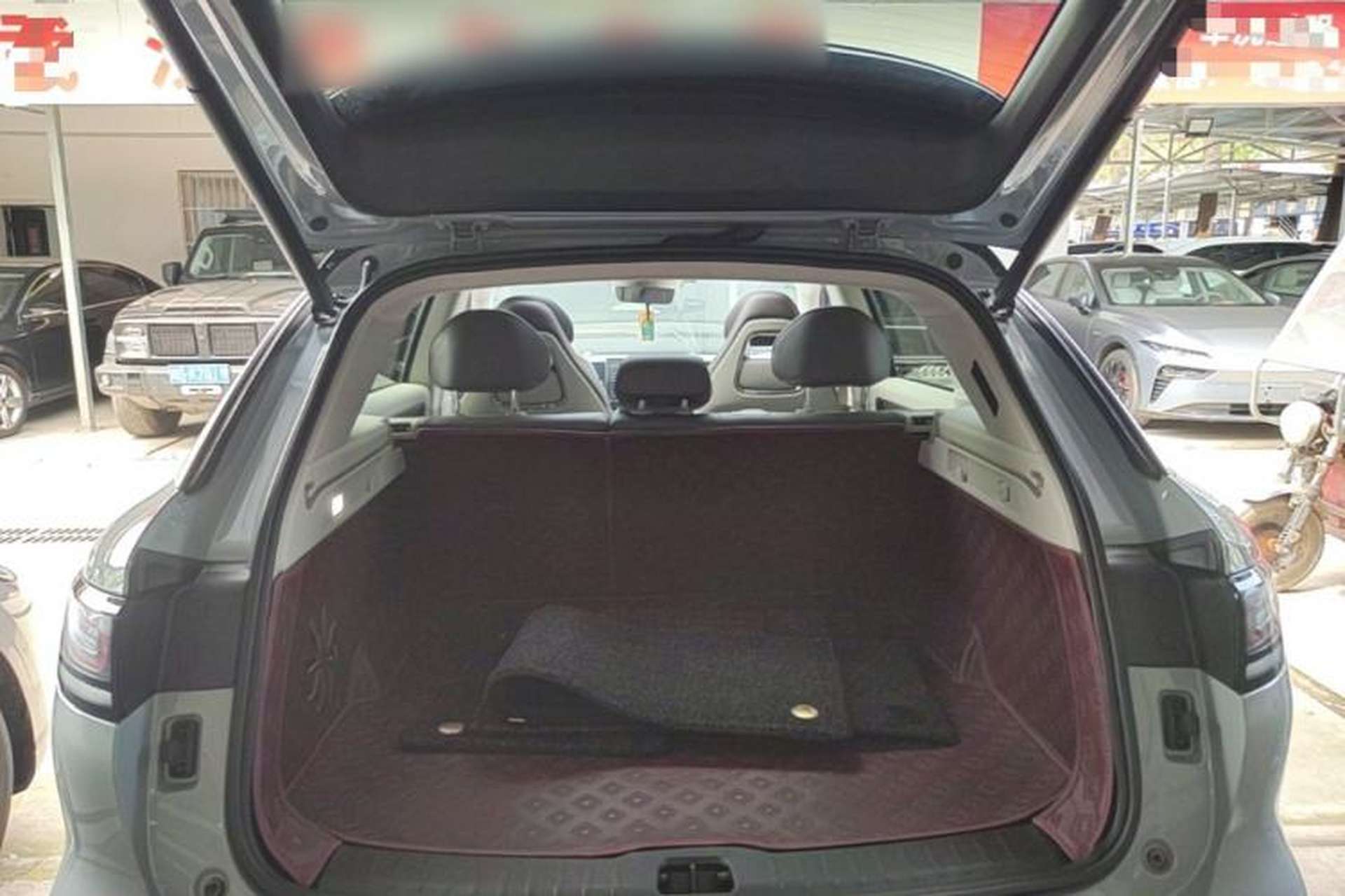 Used Leapmotor C11 2024 All-Electric 580 Luxury Edition Trunk