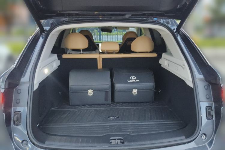 Used Leapmotor C11 2024 All-Electric 580 Luxury Edition Trunk
